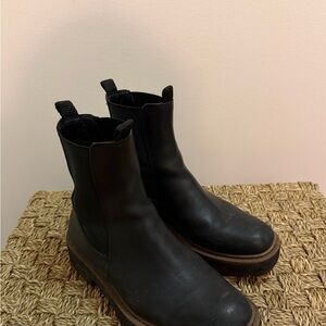 Sam Edelman Black Leather Chelsea Boots